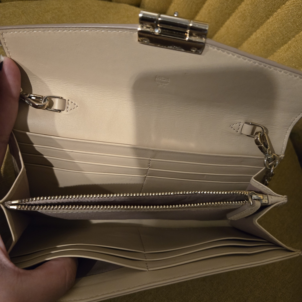 MCM Cream Leather Wallet - Picture 2 of 5